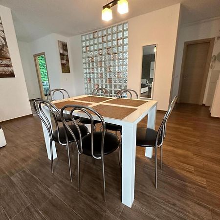 Appartement Apartament lux Albert à Olimp Extérieur photo